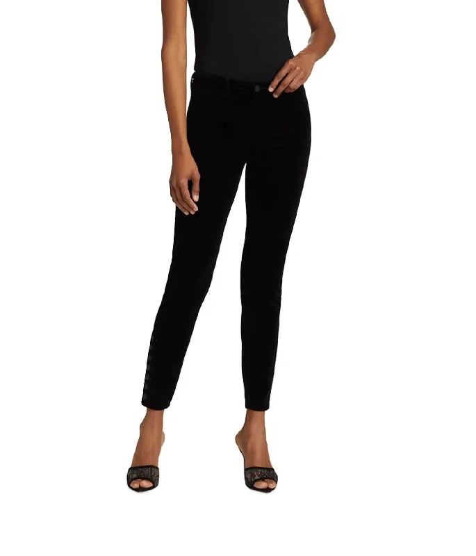 Weekend Steals Await Weekend Steals Await Piper Velvet Jeans In Noir