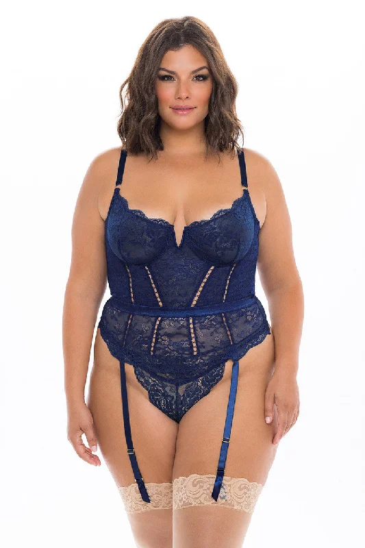 TIME-Limited Offer Curvy Adrienne Merrywidow Corset Set