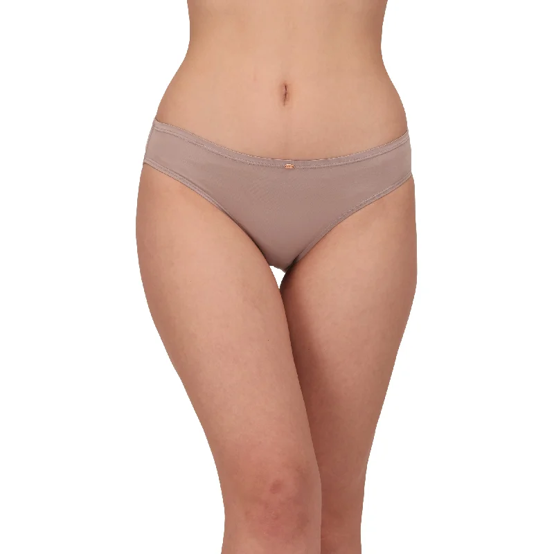 Special Buy Mid Rise No VPL Medium Coverage Ultra Soft Brief CP-1130