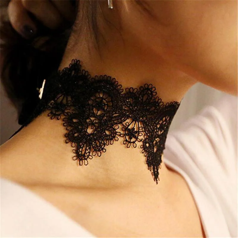 Weekend Offers That Dazzle Seductive Wide Lace Choker