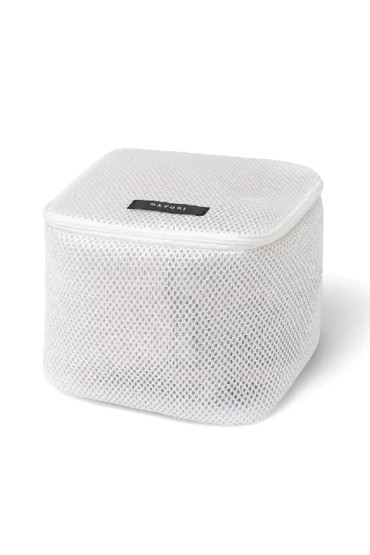 Weekend Offers That Impress Lingerie Mesh Wash Bag