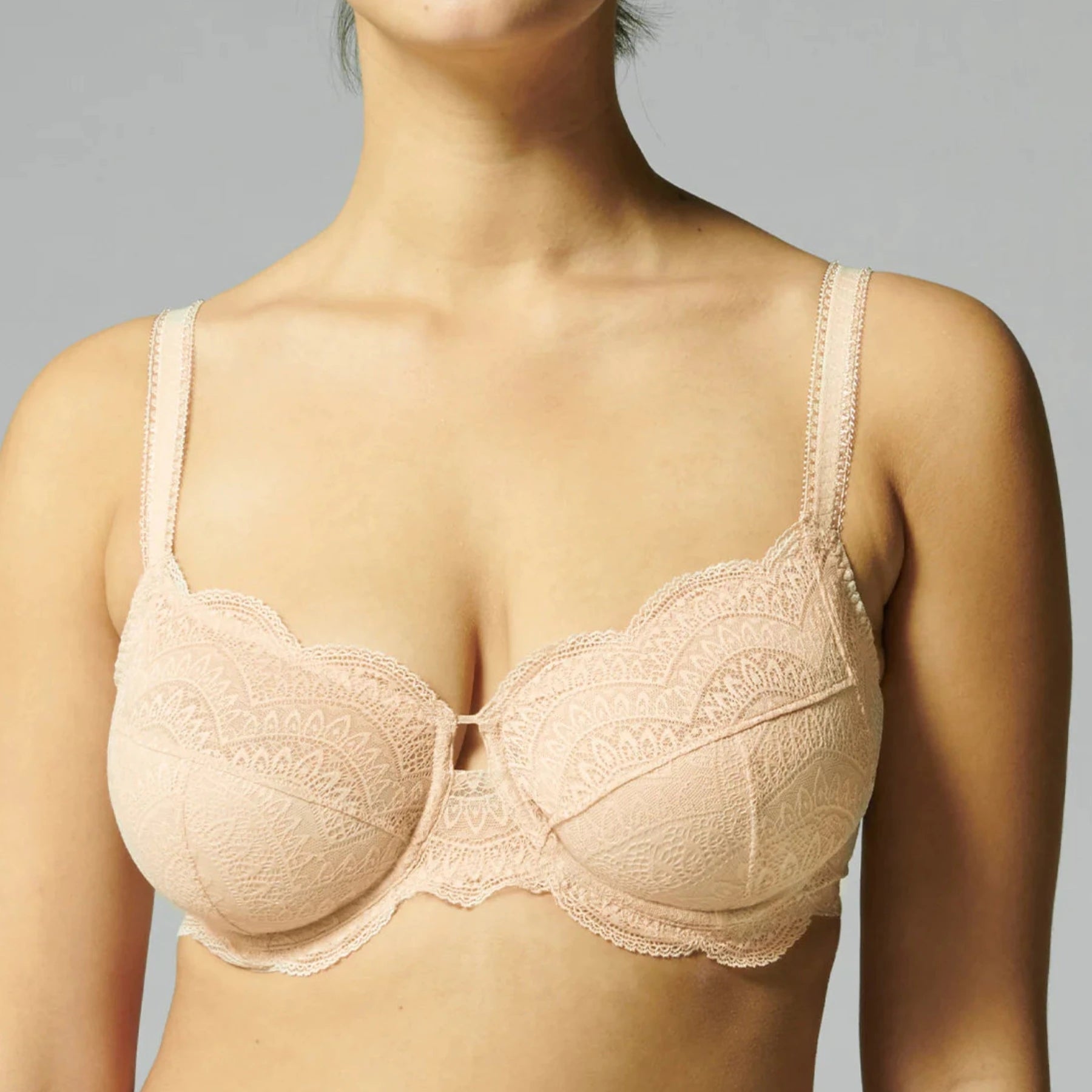 Weekend Wonders Await! Karma Full Cup Bra 12V320 - Peau Rose